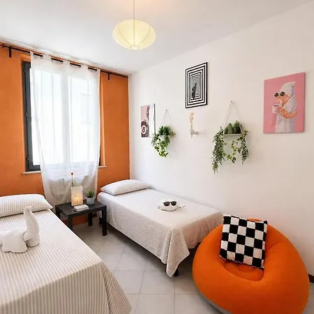 Apartment Durdom-free Parking, Hospital Piacenza